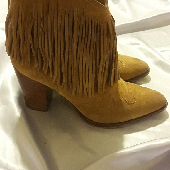 Sam Edelman Booties - Picture 3 of 6
